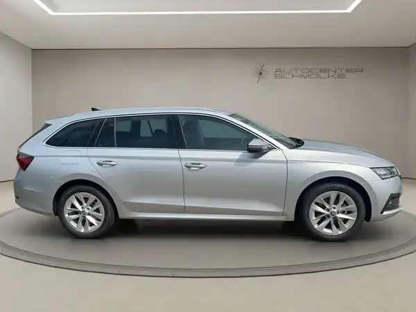 ŠKODA OCTAVIA (7/15)