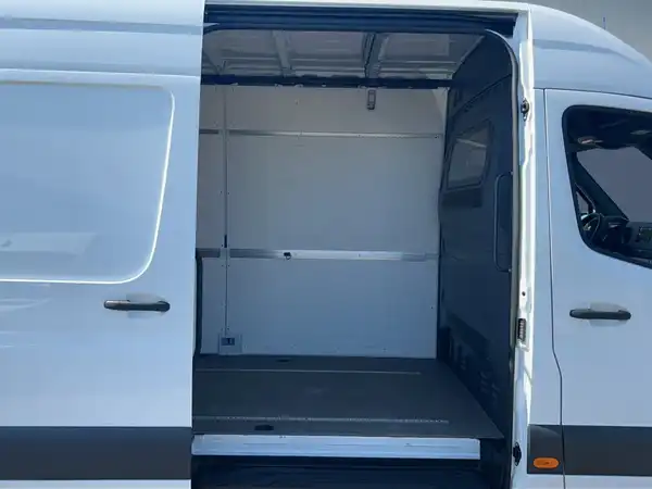 MERCEDES-BENZ SPRINTER (10/15)